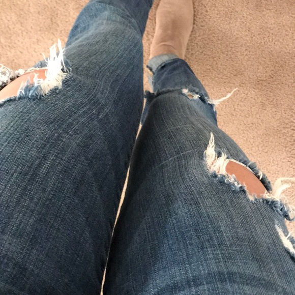 Abercrombie and fitch ripped jeans - Picture 2 of 6